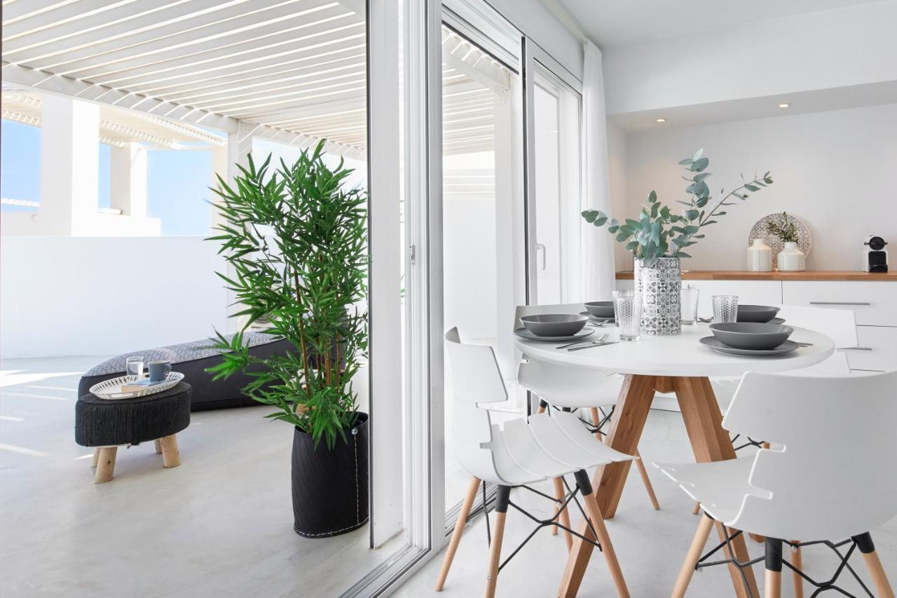 Infinite Blue Luxury Suites Fíra Kültér fotó