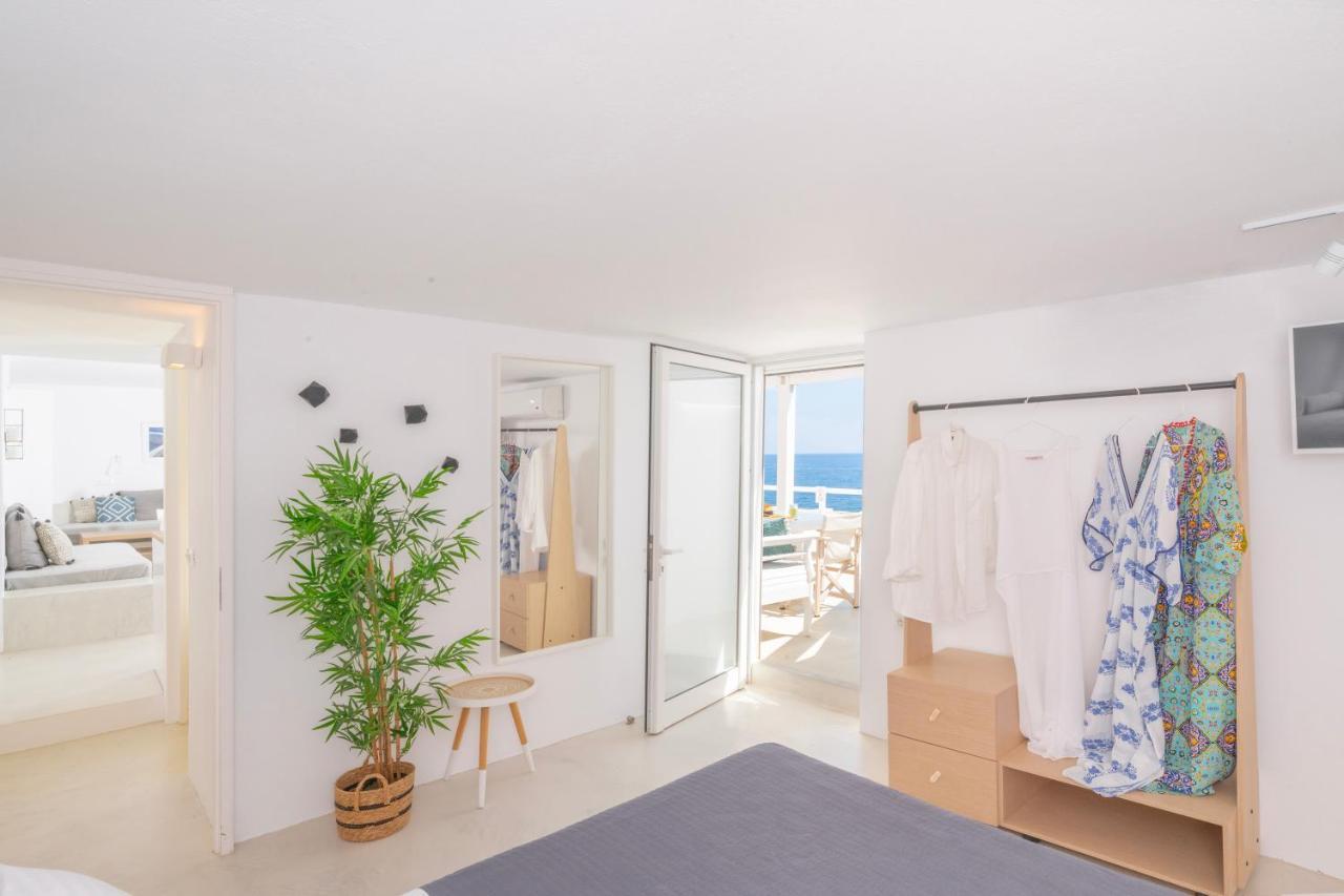Infinite Blue Luxury Suites Fíra Kültér fotó