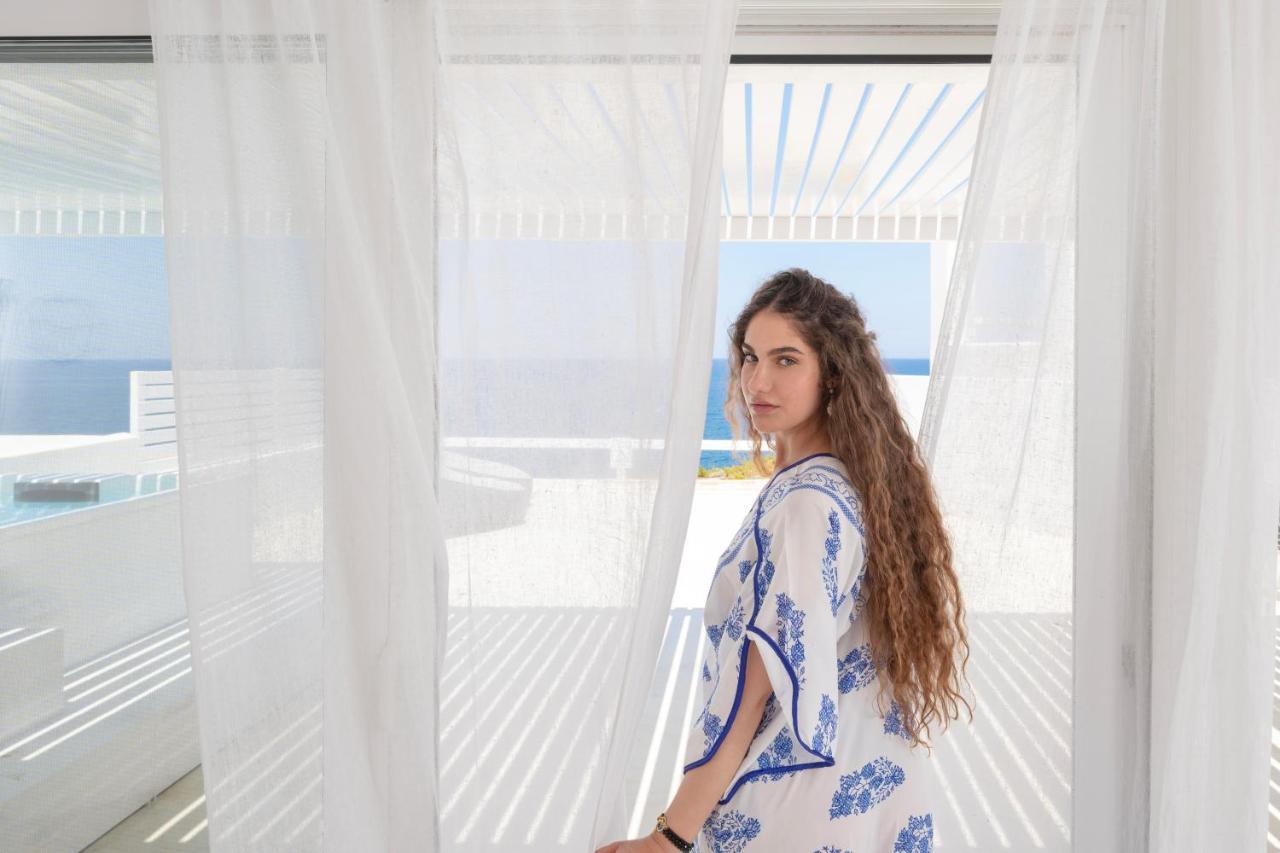 Infinite Blue Luxury Suites Fíra Kültér fotó