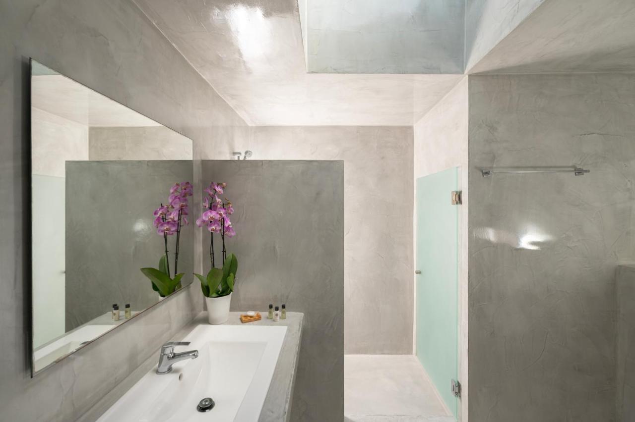 Infinite Blue Luxury Suites Fíra Kültér fotó