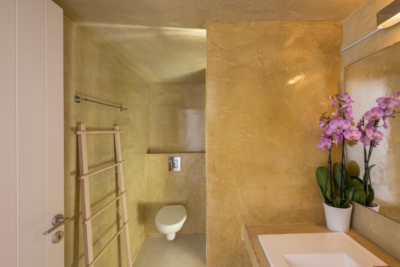 Infinite Blue Luxury Suites Fíra Kültér fotó